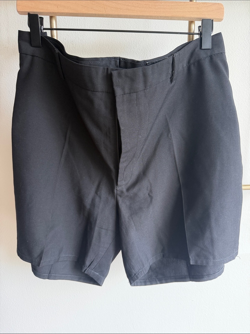 🎇SALE🎇 H&M 🎇 TROUSER SHORTS 🎇 BLACK